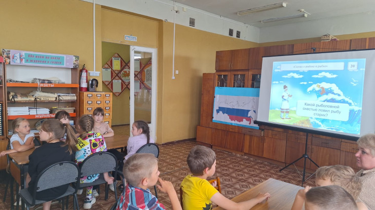 По сказкам Пушкина.